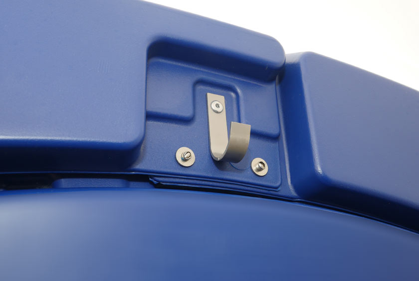 COAT/HAT HOOK OVER DOORWAY