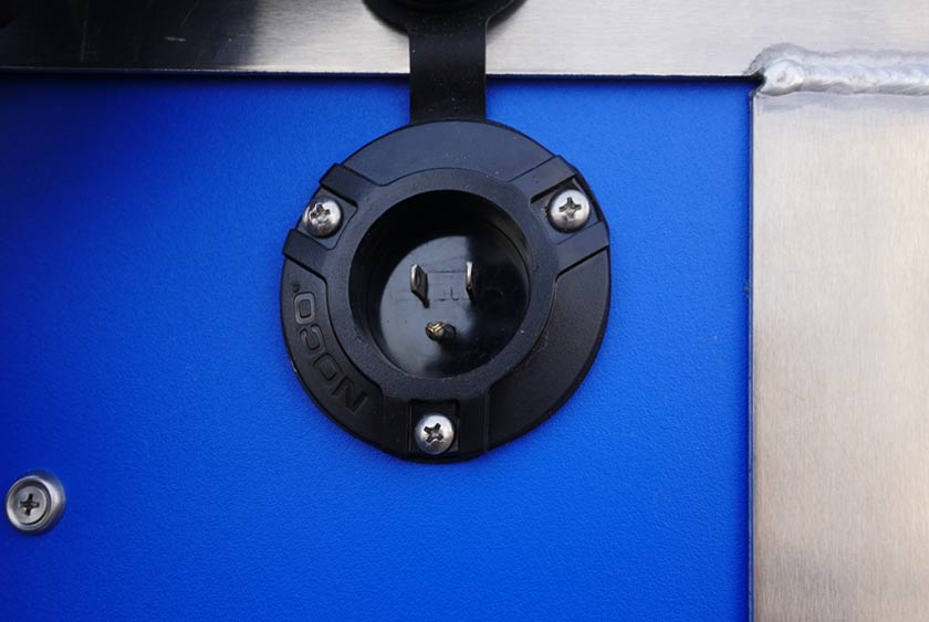 WEATHER RESISTANT A/C PORT ON THE SIDE OF THE UNIT