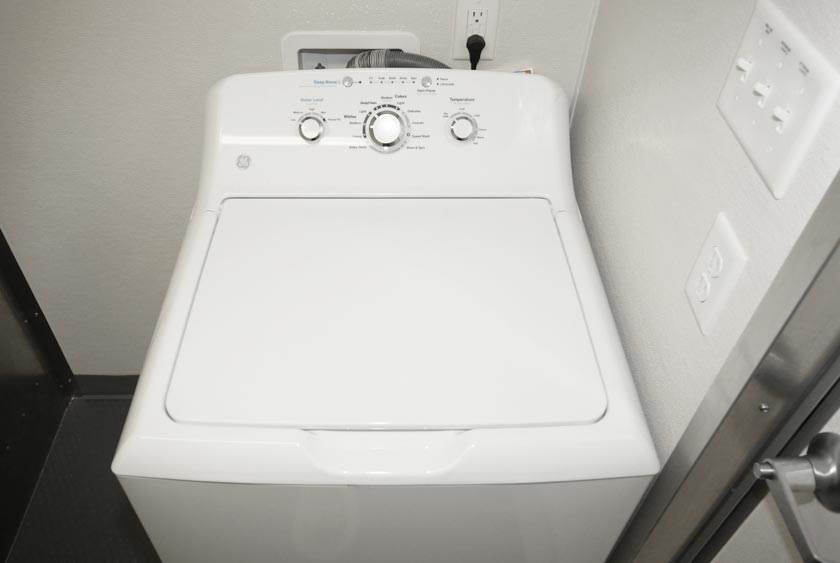 FULL-SIZED DRYER