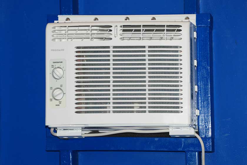 THE A48 SECURITY BOOTH WITH AIR CONDITIONER