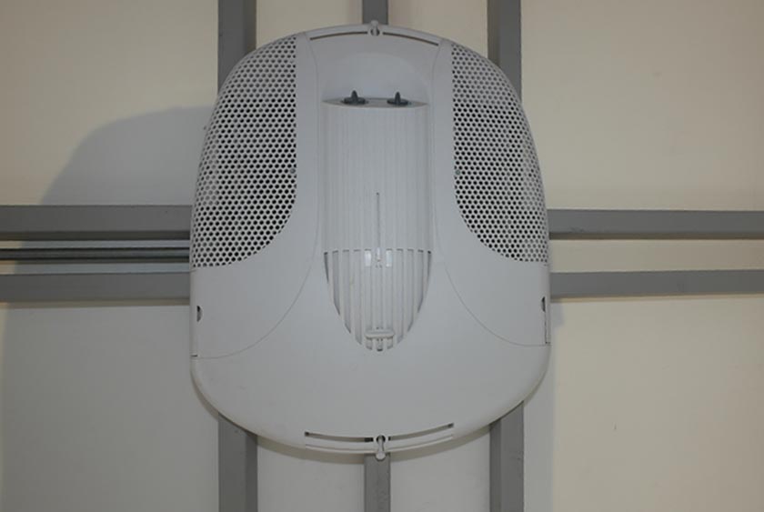 DOMETIC 13,000 BTU AIR CONDITIONING UNIT