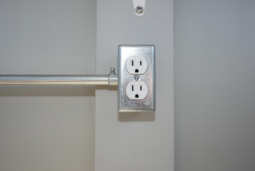 TWO WAY 110V INTERIOR ELECTRIC OUTLET