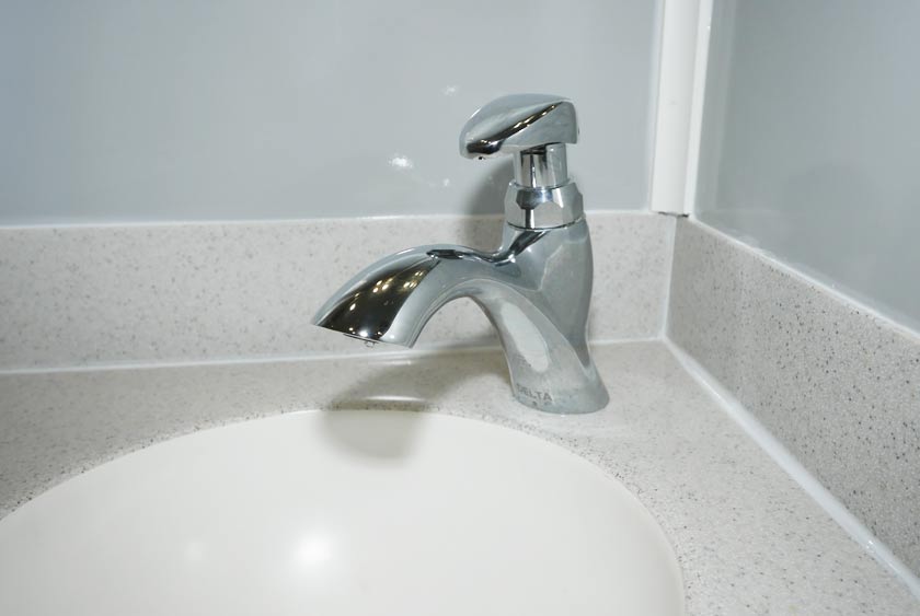 STAINLESS STEEL AUTO SHUTOFF FAUCET