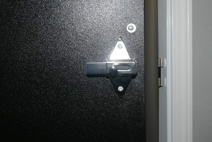 SOLID LOCKING MECHANISM FOR PRIVACY