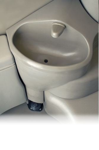 Full Service HEAD -- View of Sink