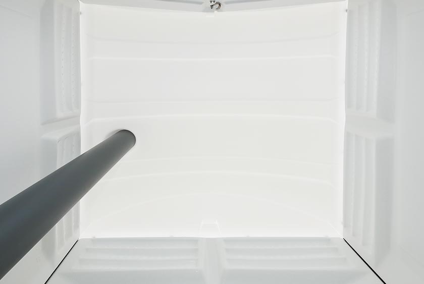 TRANSLUCENT ROOF ALLOWS PLENTY OF NATURAL LIGHT INSIDE