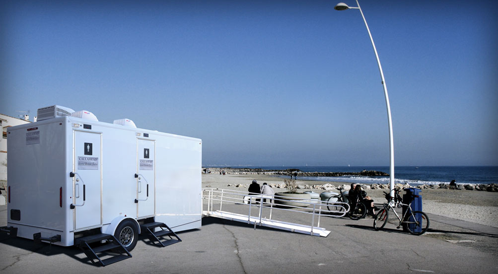 HANDICAP ADA 4000 Luxury Restroom Trailer By The Beach