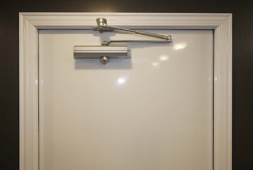 AUTOMATIC DOOR CLOSERS FOR CONVENIENCE