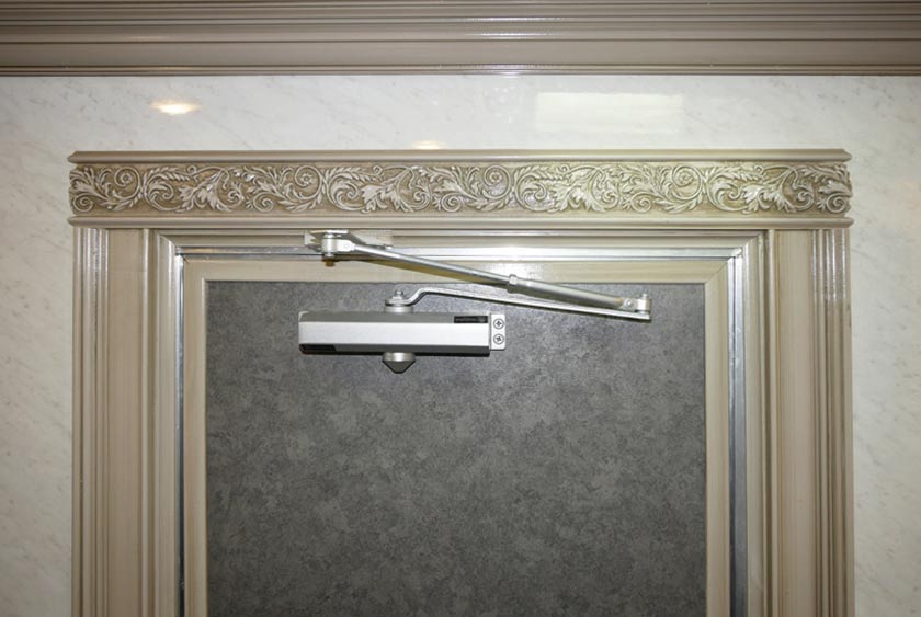 DETAILED FRIEZE CASEMENT MOLDINGS