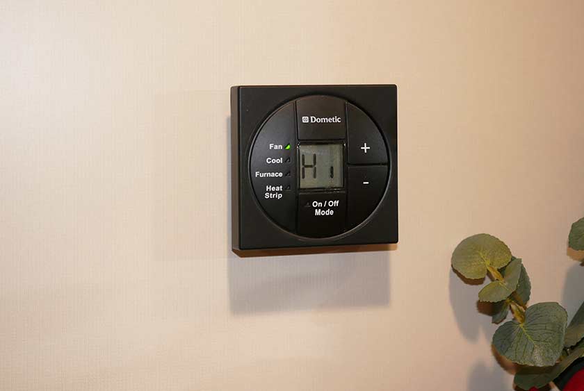 THERMOSTAT CONTROLLED CENTRAL HEAT AND AIR CONDITIONING