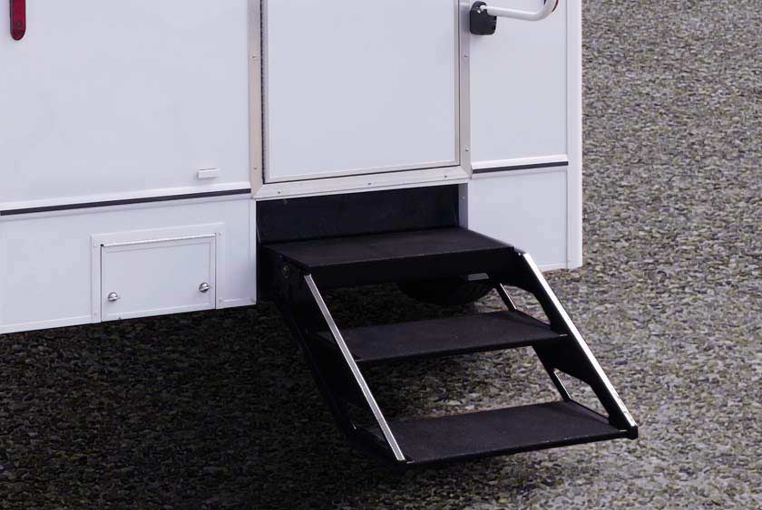 SOLID STEEL NON-SKID STAIRS