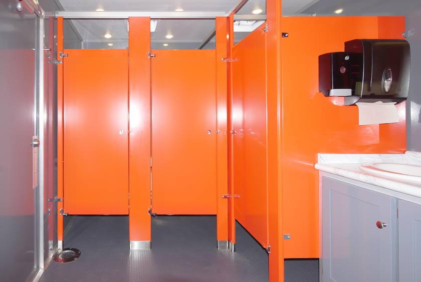 ANTIBACTERIAL SOAP AND PAPER TOWELS PROVIDED