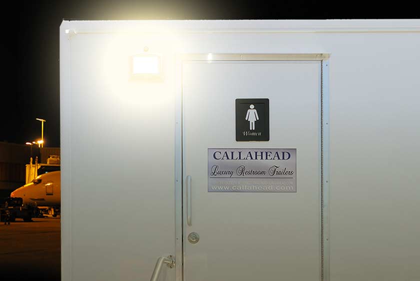 OUTDOOR LIGHTING FOR NIGHTTIME SA