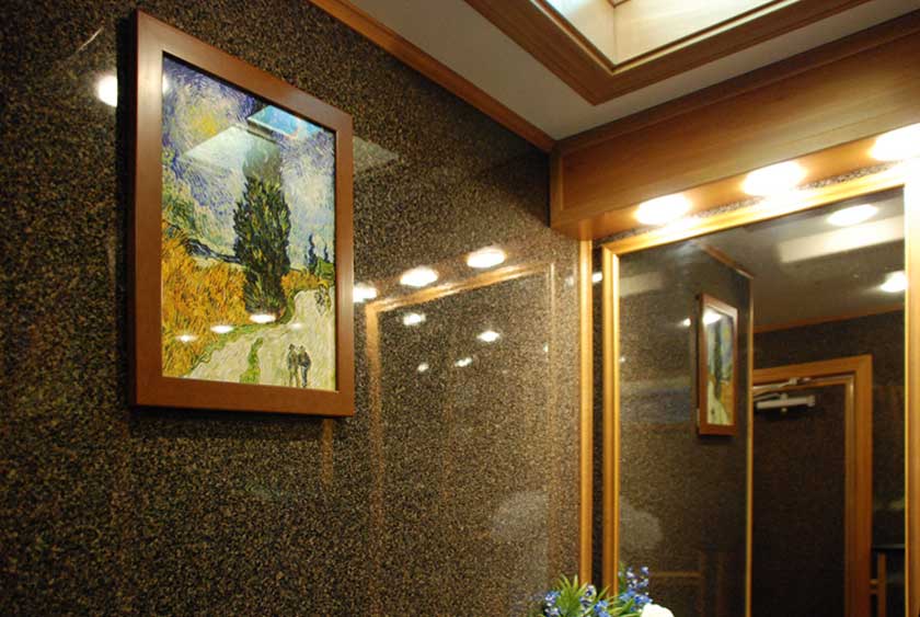 GREY FAUX MARBLE WALLS