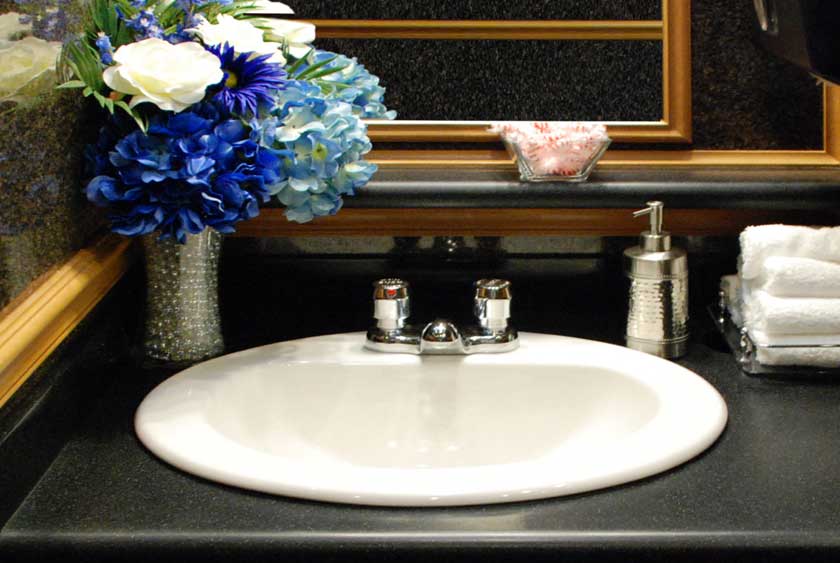 BEAUTIFUL MOEN PORCELAIN SINKS