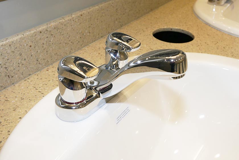 COMMERCIAL GRADE AUTOMATIC SHUTOFF FAUCETS