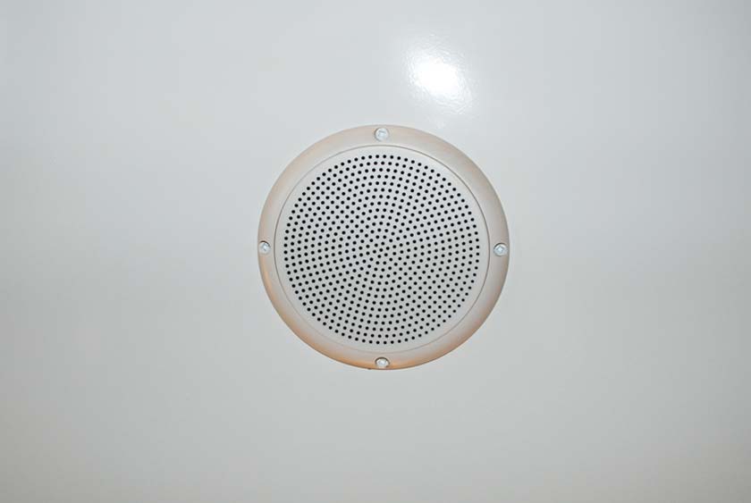 CENTRAL MUSIC SYSTEM WITH CD PLAYER AND AM/FM RADIO