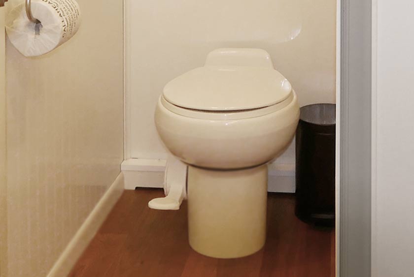 PORCELAIN PEDDLE FLUSH TOILETS