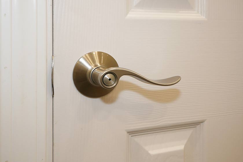 BRUSHED NICKEL FINISH HARDWARE
